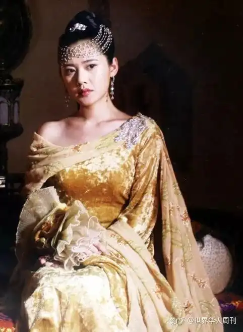 40岁秋瓷炫向于晓光下跪求婚终于等到你,还好我没放弃
