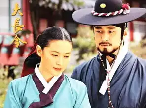 大长今李英爱出席青龙奖,身穿黑色蕾丝裙,引来一波回忆杀
