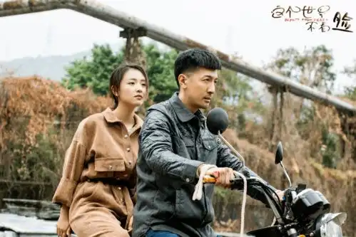 一口气追平更新,张鲁一和吴倩的爹系爱情竟然有点好嗑