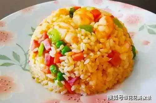 蛋炒饭怎么炒粒粒分明原来大厨多做了这一步,难怪炒的那么好吃