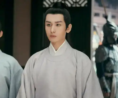 成毅长安诺定档晒照啦以为女主够美,见到女二号我追定了
