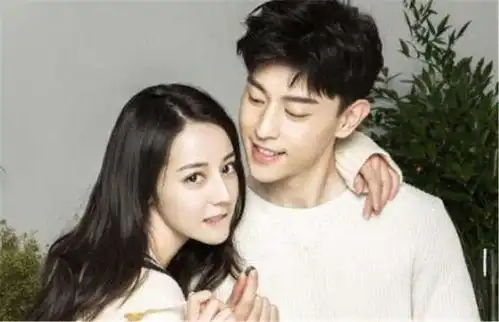 湖南卫视收视率下降,赵丽颖将连续两部戏救场,观众开始尖叫欢呼