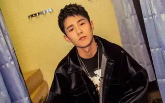 唐人街探案2刘昊然女装狂吸粉,采访时化身段子手更惹人爱