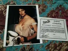 西西里的美丽传说黑客帝国女主角莫妮卡贝鲁奇签名大尺寸照片,约21厘米25厘米