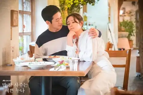 日网票选最佳韩剧cp丁海寅孙艺珍第八,金秘书双朴cp第四,冠军难
