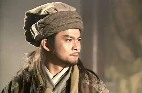 天龙八部段誉真的和王语嫣在一起了吗那乔峰最后走去哪儿
