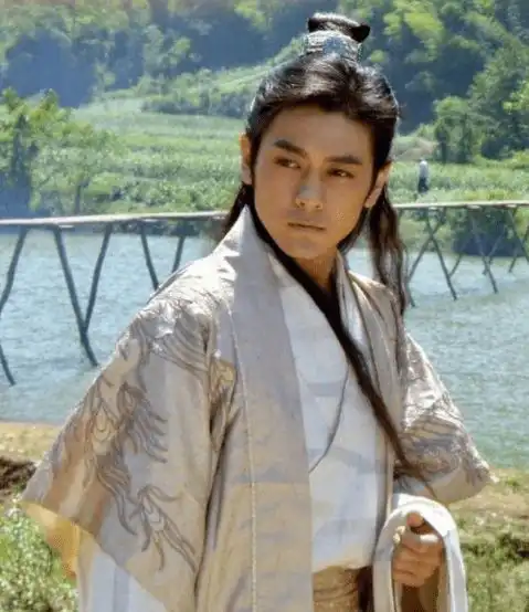 新天龙八部吐槽不断,但却没人发现,乔晶晶助理也有参演
