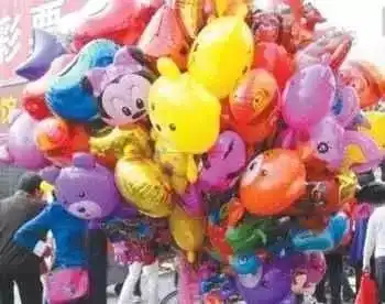 3岁男孩眼睛被炸伤儿童玩具安全要注意