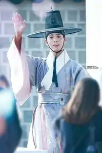 哎一古我们可爱的小仙女数不清的高清饭拍堆糖,美好生活研究所
