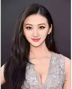 去看我男朋友的新电影,却被女主卢杉圈了粉