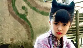 杨幂冯绍峰10年前青涩剧照曝光不雷不成活