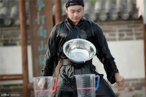 跑男集体被浇水钟汉良湿身走光浪费水资源
