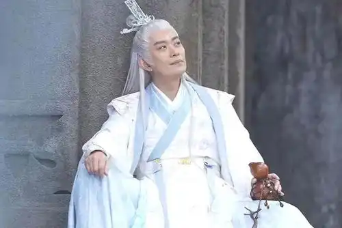 长月烬明四位老戏骨的出场引发回忆杀,新人演员孙珍妮意外走红
