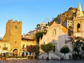 私家团意大利旅游9天8晚西西里深度游探秘西西里走访古罗马花里盛满的全是西西里美丽的梦城里点缀的全是古罗马永恒的美
