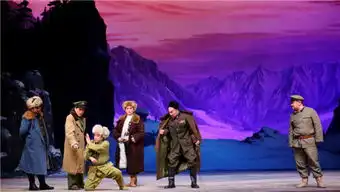 国家京剧院红灯记智取威虎山点燃新年激情