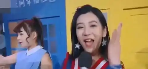 钱枫事件女主曝光和钱枫同框录节目画面被扒,你能找到小艺吗
