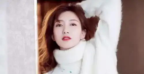 喜欢辛芷蕾高级,也爱江疏影女王恋爱先生其实是场时尚大戏
