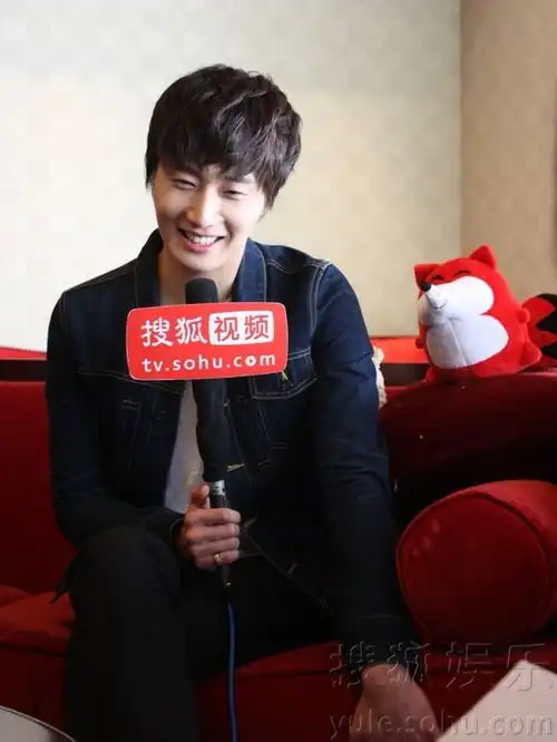丁一宇专访拥抱太阳的月亮成功自信满满
