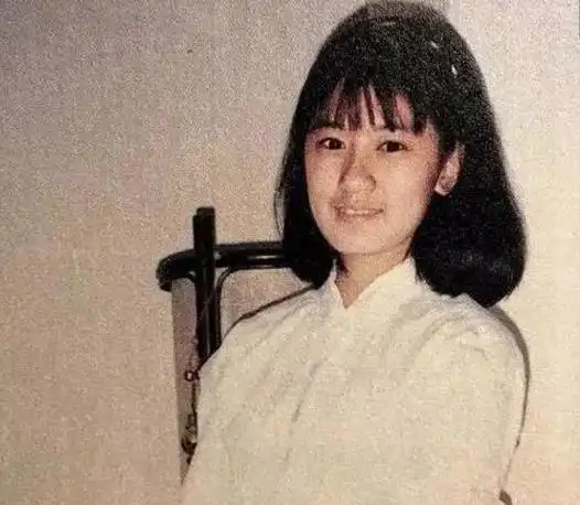 倚天屠龙记主演们的童年青年苏有朋像大雄,灭绝师太御姐范