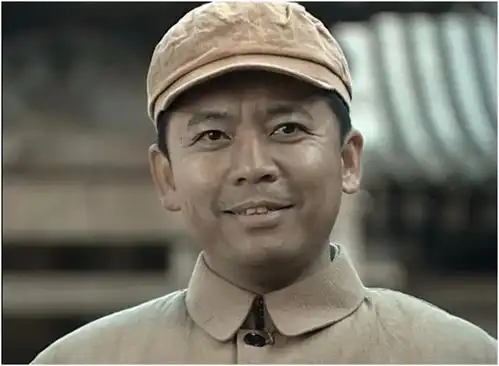 亮剑2拍了李云龙孙德胜合体面容大变体面老去是最大的尊重
