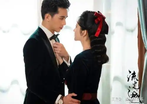 景甜许魏洲拍吻戏,导演一旁指导好激动,羡慕灯光老师
