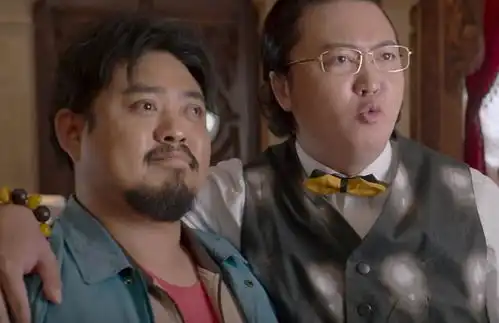 有种变形叫西虹市首富的大聪明,现实生活中的颜值,有点小帅
