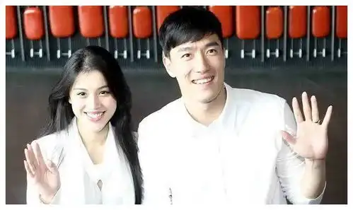 葛天罕见晒近照,颜值超高古装造型抢镜,和刘翔离婚五年仍是单身