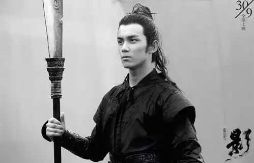 100个伪娘干钢铁直男,这是我看过最惊艳的水墨动作大戏