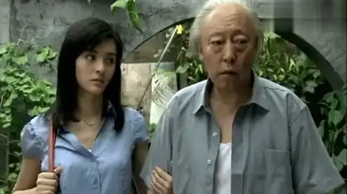 正阳门下子女做到这份上,老爷子明显一脸的嫌弃还不如外人
