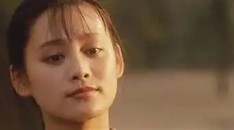 她曾手撕郑爽怒骂姜文,如今力挺袁立,说我要不是演员,早就动手了