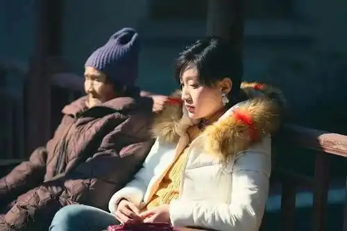 中国90后导演拍了部爆笑的文艺片入围戛纳