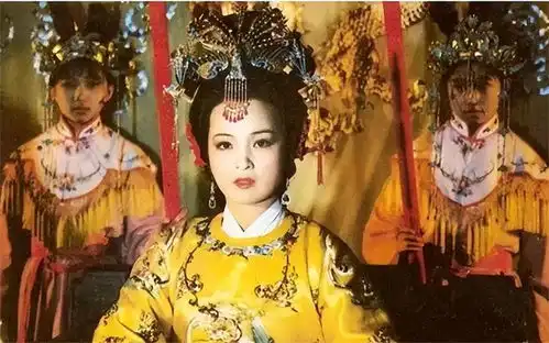 红楼梦贾家最大靠山并非贾元春而是她,她死后贾家一蹶不振

