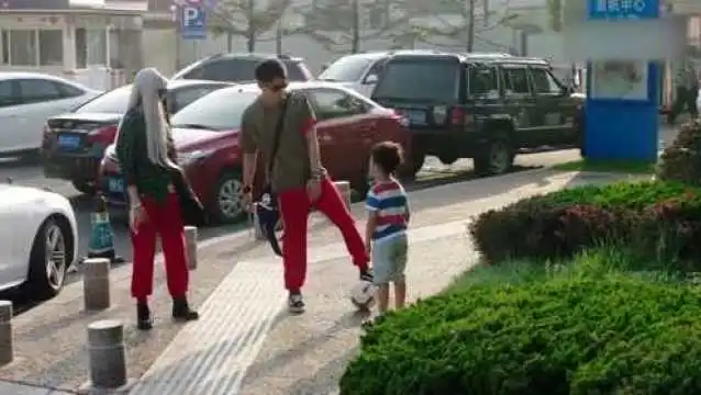 快把我哥带走时秒你变坏了,都学会欺负小朋友了