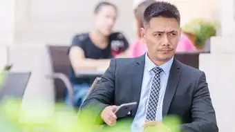 邵兵演绎完美父亲戏里戏外凑成双好
