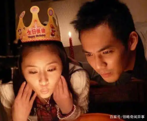 钟汉良出道27年零绯闻,背后的女人原来是她,网友男神就是男神