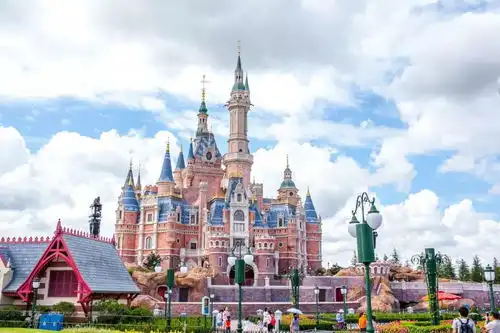 溧水人,门票半价啦,上海75家景点统统半价啦连迪士尼都包含在内