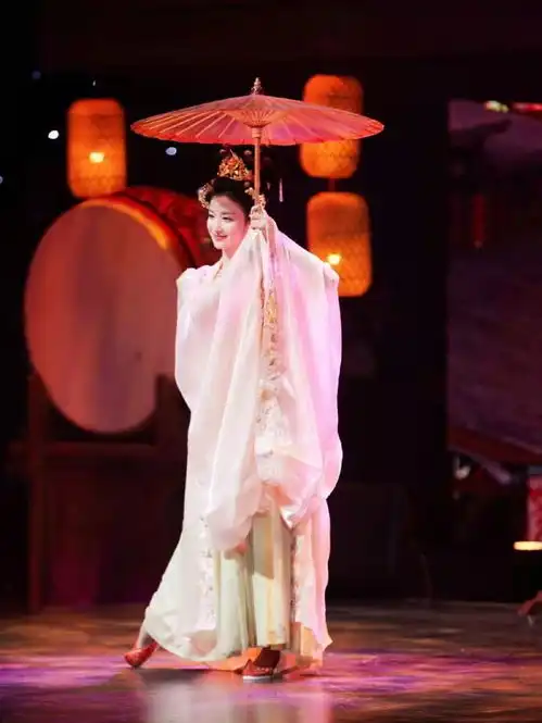 相逢时节中的女演员换上古装,最惊艳的不是袁泉,而是王楚然