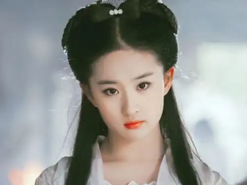 刘亦菲新剧杀青,资源再度降级,搭档过儿出演古装美人