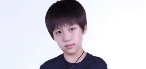 曾是爱情公寓的戏霸雷,如今少年已长大,网友有点帅
