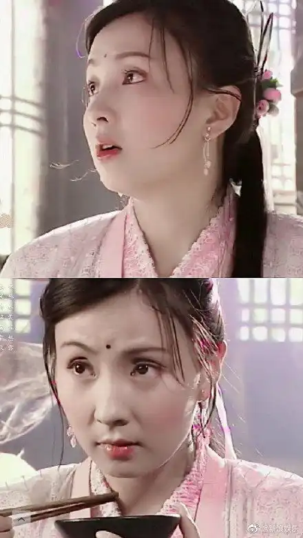 2003年倚天屠龙记,陶虹饰演纪晓芙,剑法狠辣,性格刚毅
