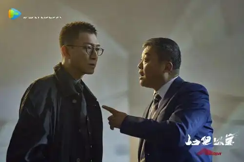 立足真实团队同频,成就电影质感丨扫黑风暴主创谈