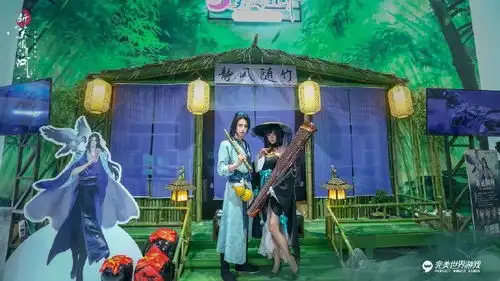 冲盈组合现身cj撒糖,水友明年参展单身狗慎入
