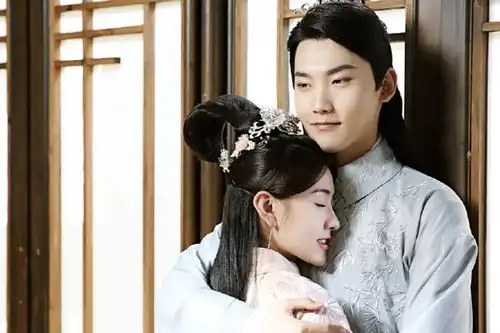 双世宠妃2镜心替曲檀儿受罚,方式和容嬷嬷扎紫薇一模一样
