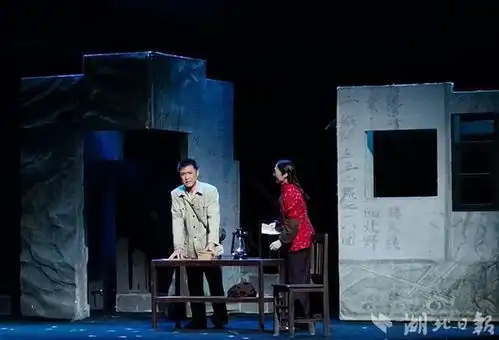 还原老英雄本色人生,话剧张富清在武汉持续热演
