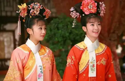 还珠格格第四部来袭,杨紫谭松韵争夺主角,谁会是最美紫薇
