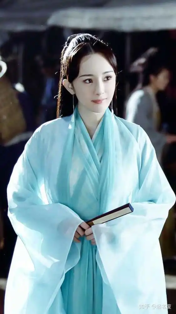 为何离婚后杨幂始终不肯承担抚养小糯米的责任,反倒推给刘恺威
