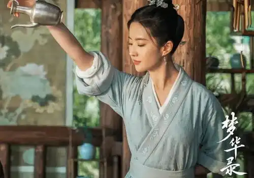 16年后,刘亦菲梦华录再次刷屏神仙姐姐,一出场就是王炸
