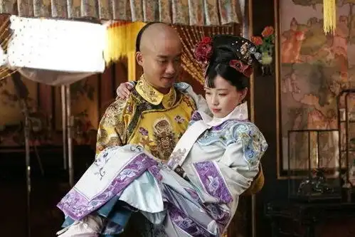 她是御膳房厨子的女儿,被天子一眼看中,成咸丰晚年最宠爱的女人
