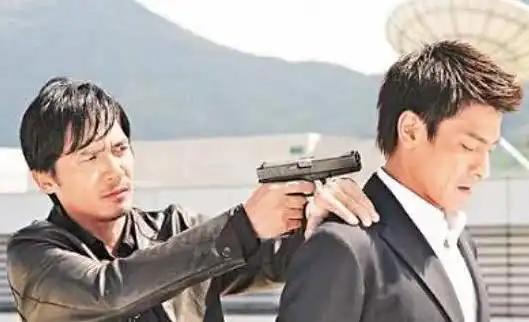 梁朝伟我1米74,刘德华我也1米74,网友你俩谁开玩笑呢
