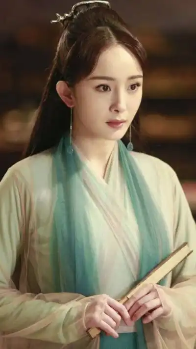 鞠婧祎古装剧半永久妆审美疲劳,是演员偏好还是造型师偷懒
